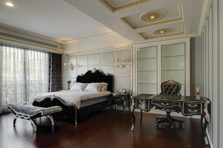 次卧大气时尚沉稳，兼做书房用